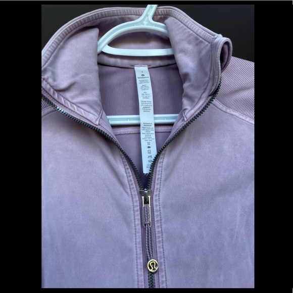 Lululemon zip up - Picture 1 of 4